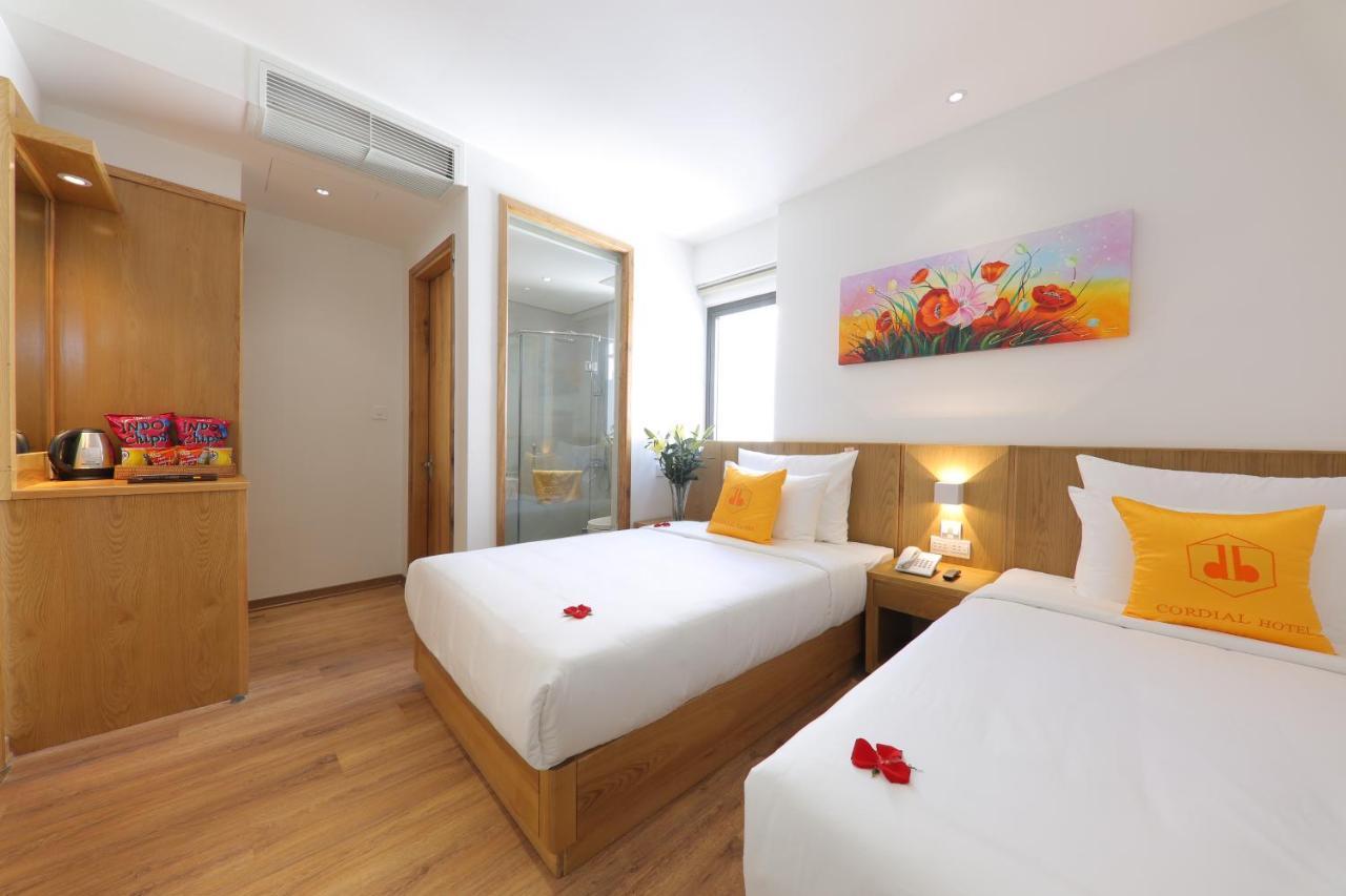 Cordial Beach Hotel Дананг Экстерьер фото