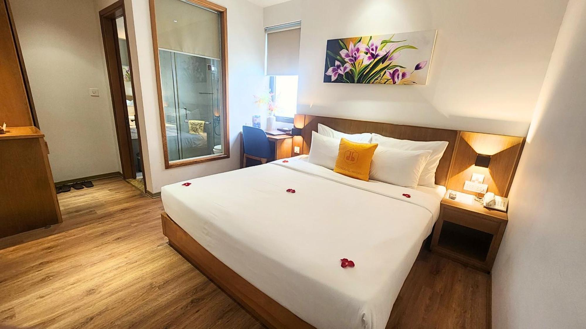 Cordial Beach Hotel Дананг Экстерьер фото