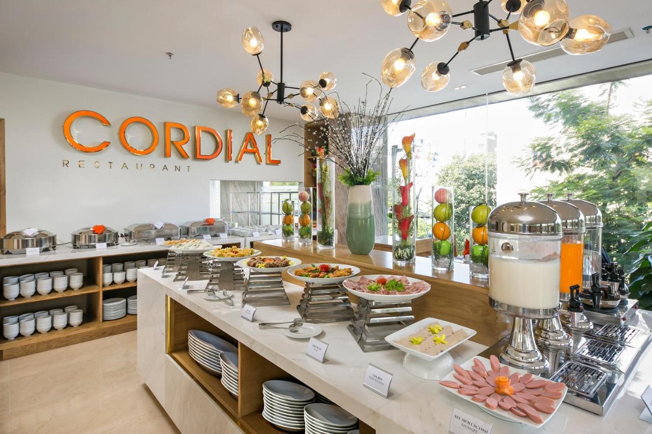 Cordial Beach Hotel Дананг Экстерьер фото