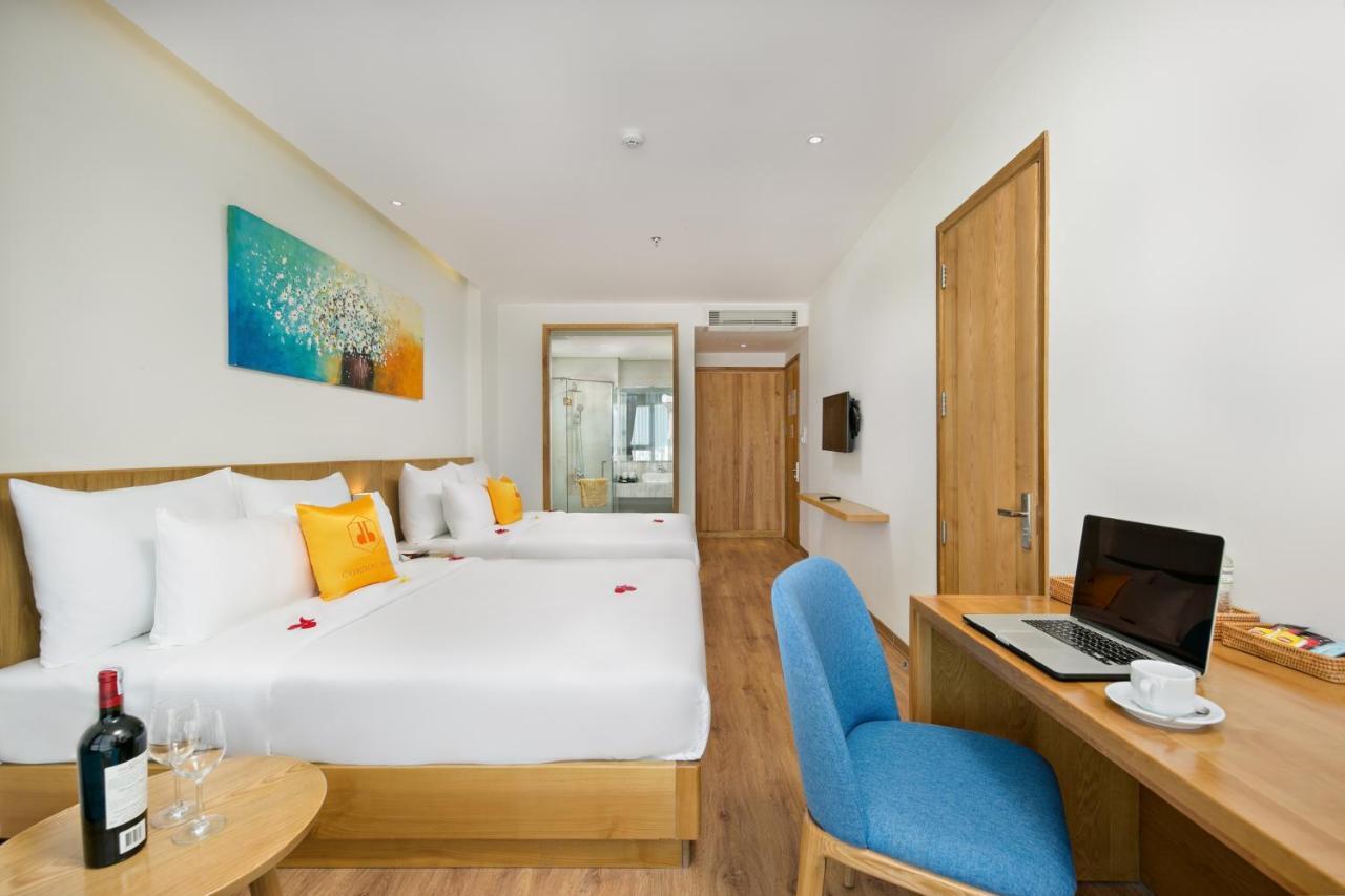 Cordial Beach Hotel Дананг Экстерьер фото