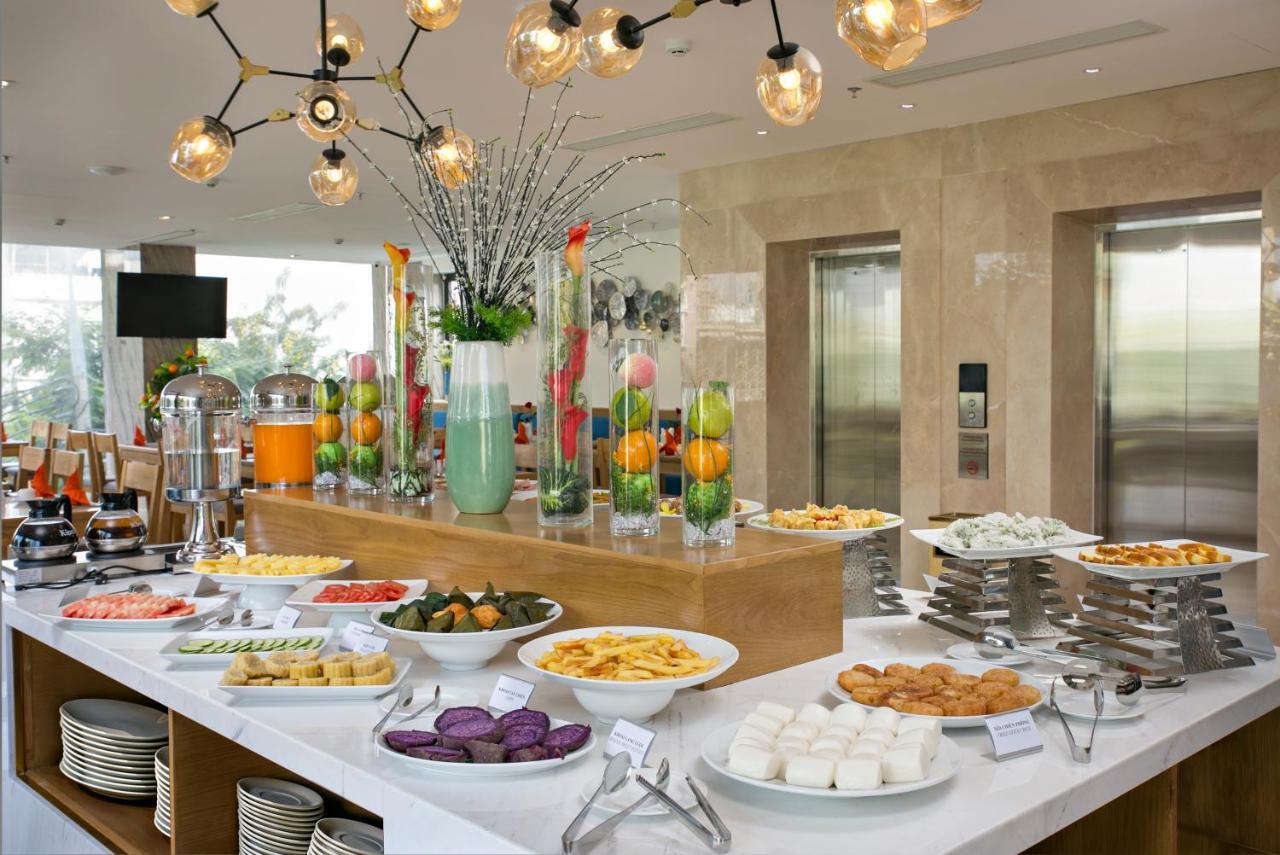 Cordial Beach Hotel Дананг Экстерьер фото